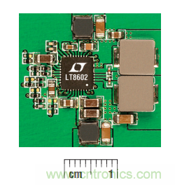 在汽車電子係統中如何選擇多通道同步降壓轉換器？