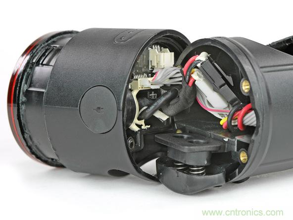 從電池到傳感器，完整拆解小米智能自行車