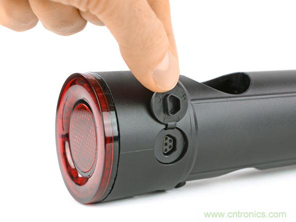 從電池到傳感器，完整拆解小米智能自行車