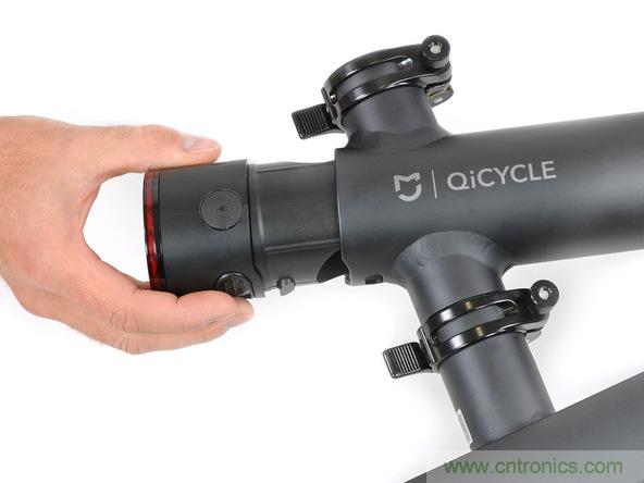 從電池到傳感器，完整拆解小米智能自行車