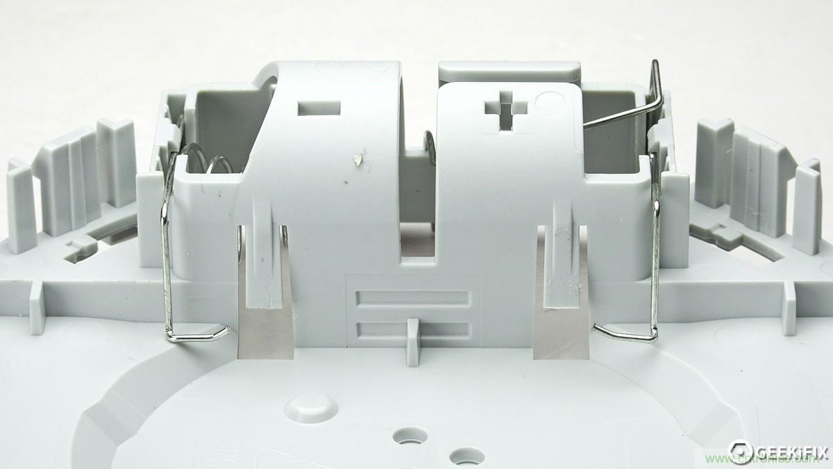 小米煙霧報警器拆解：一顆電池可用五年是如何做到的？