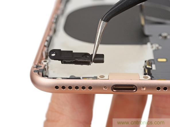 iPhone 8首拆：無線充電版本的iPhone 7？