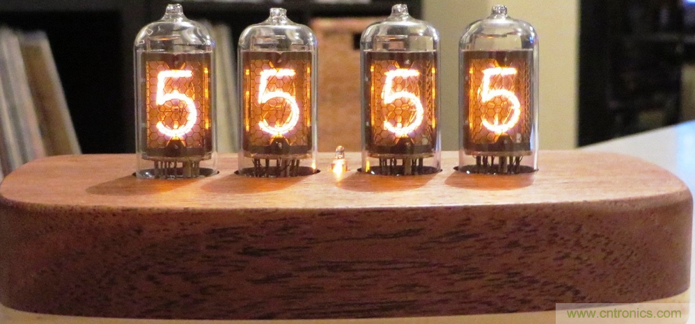 DIY一個超有品味的工程師專屬收藏：真空管時鍾