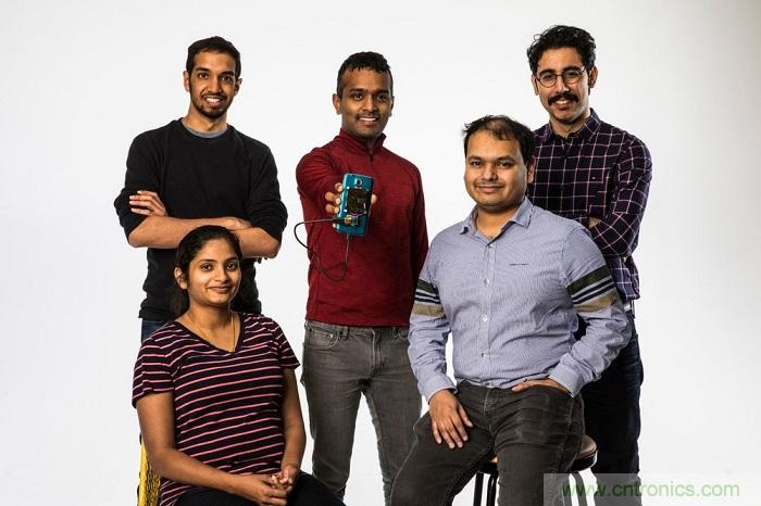 室內激光無線充電新技術亮相，可媲美傳統 USB 線纜