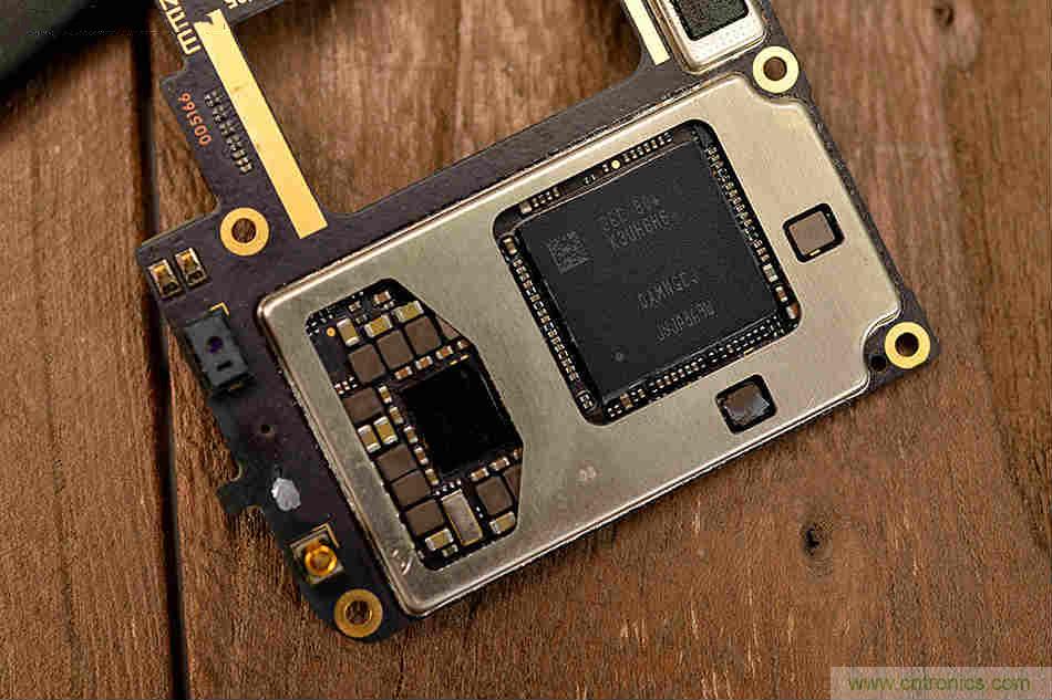 拆解魅族15 Plus：玩轉了新概念，但其工藝究竟如何？