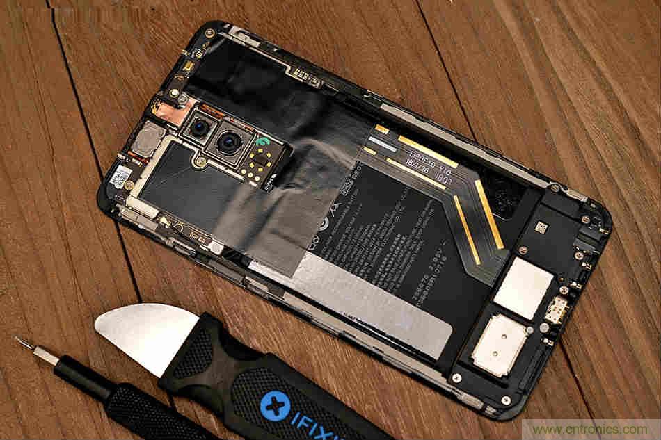 拆解魅族15 Plus：玩轉了新概念，但其工藝究竟如何？