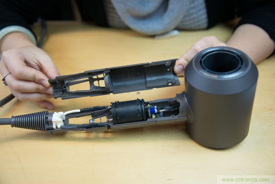 拆解戴森吹風機：近三千元的價格貴在哪？