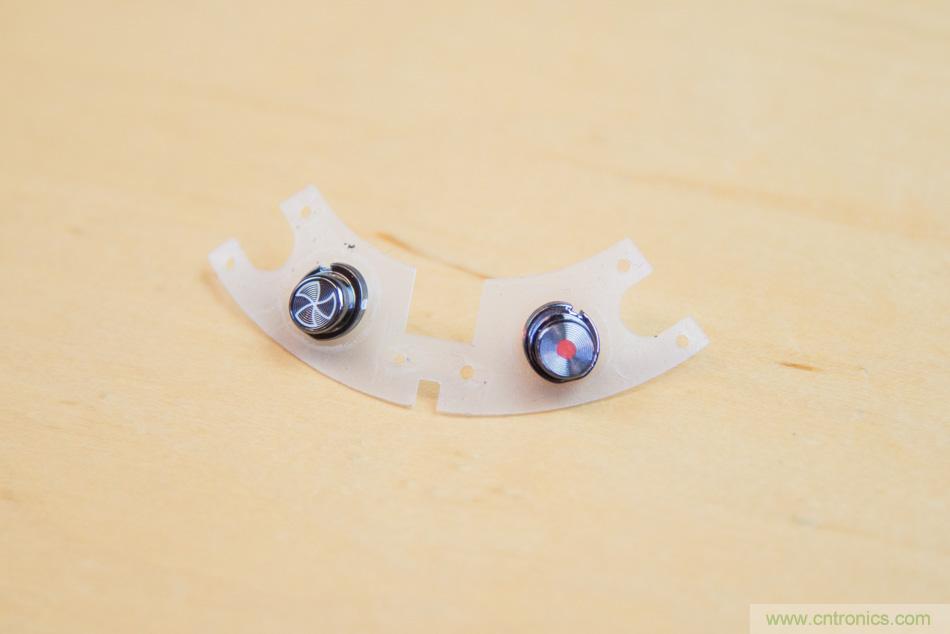 拆解戴森吹風機：近三千元的價格貴在哪？