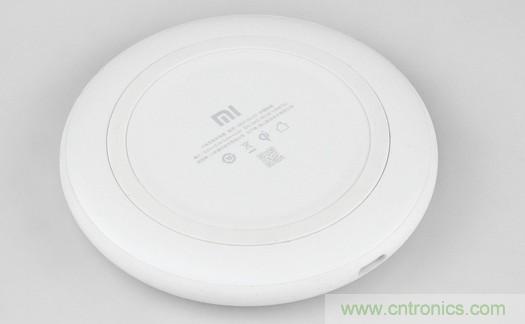 拆解對比：係出同門，小米、紫米無線充電器的差別有多大？