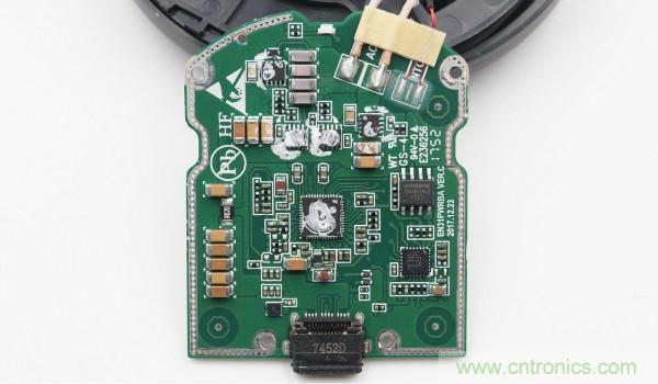 拆解華為保時捷設計快充無線充電器：憑啥能賣699？