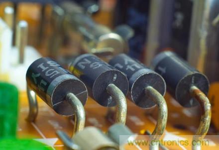 一文看懂電阻、電容、電位器、三極管、二極管、可控矽！